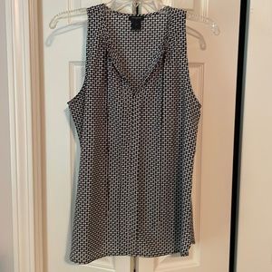 Ann Taylor sleeveless blouse Black/white Size Small